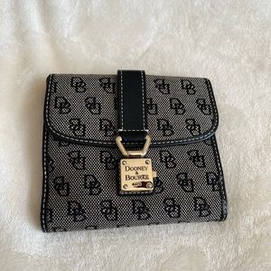 Signature Dooney & Bourke wallet